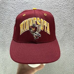 Vintage Minnesota Golden Gophers Hockey Fitted Hat Cap Size 7 1/2 Maroon NCAA